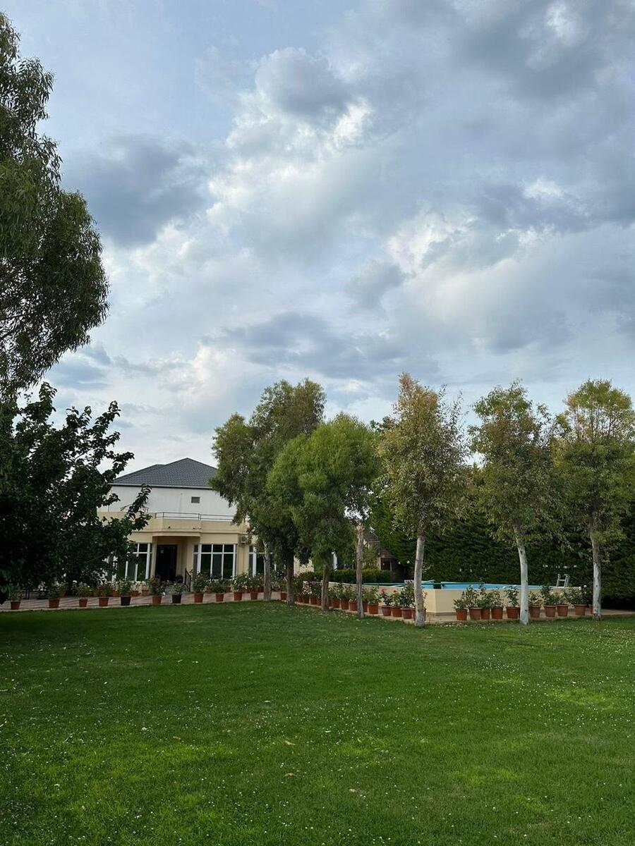 Satılır 4 otaqlı həyət evi/bağ evi 400 m² — Ev, villa, Bakı (11)