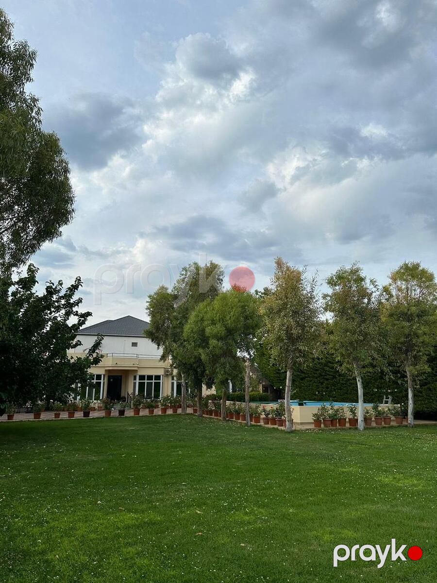 Satılır 4 otaqlı həyət evi/bağ evi 400 m² — Ev, villa, Bakı (11)