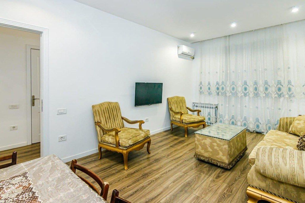 İcarəyə verilir 3 otaqlı köhnə tikili 95 m² — Mənzil, Bakı (10)