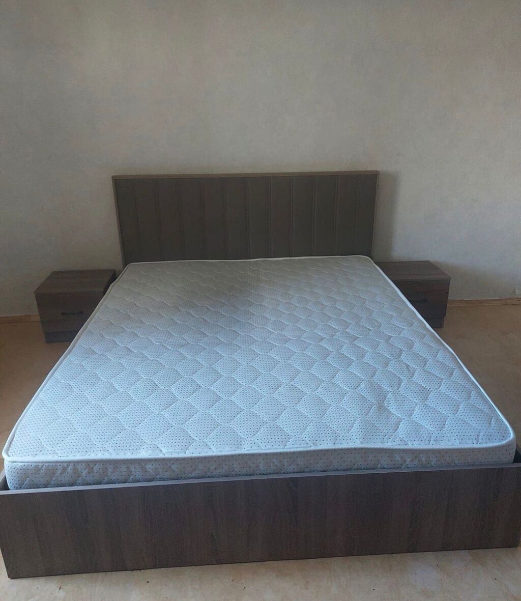 Yataq + 2 tumba. Birlikdə satılır 300 azn. Matrasla birlikdə verilir — Mebel, Bakı