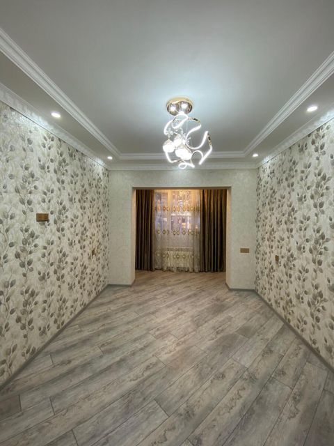 Satılır 3 otaqlı köhnə tikili 65 m² — Bakı