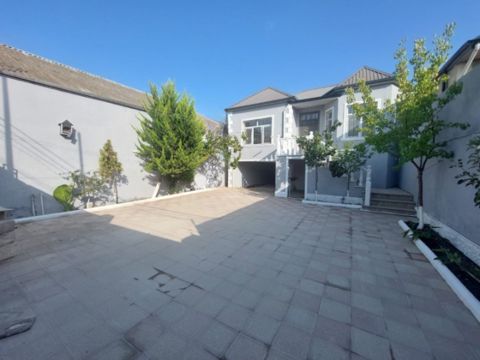 Satılır 3 otaqlı həyət evi/bağ evi 140 m² — Bakı