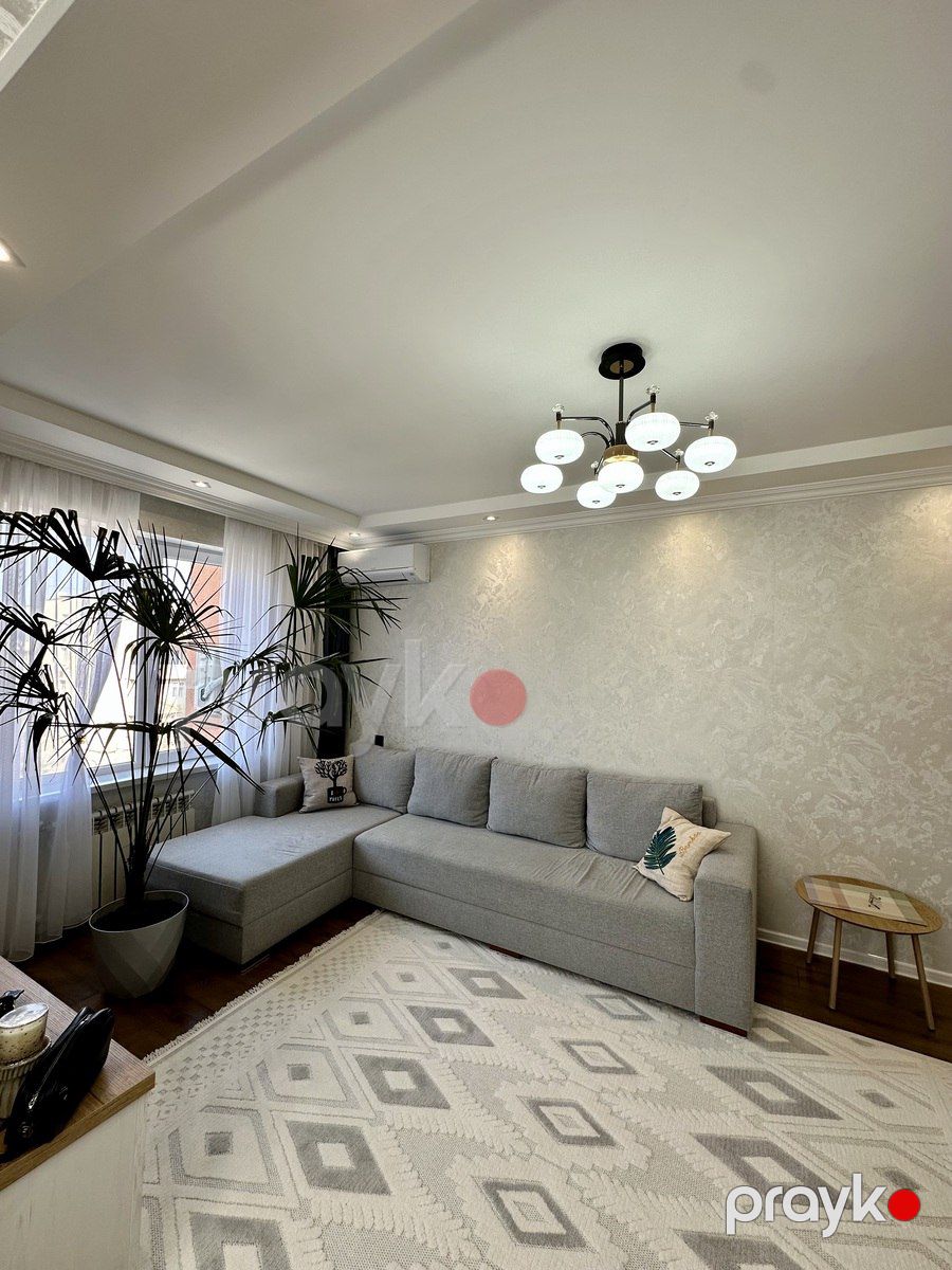 Satılır 2 otaqlı köhnə tikili 61 m² — Mənzil, Bakı (2)