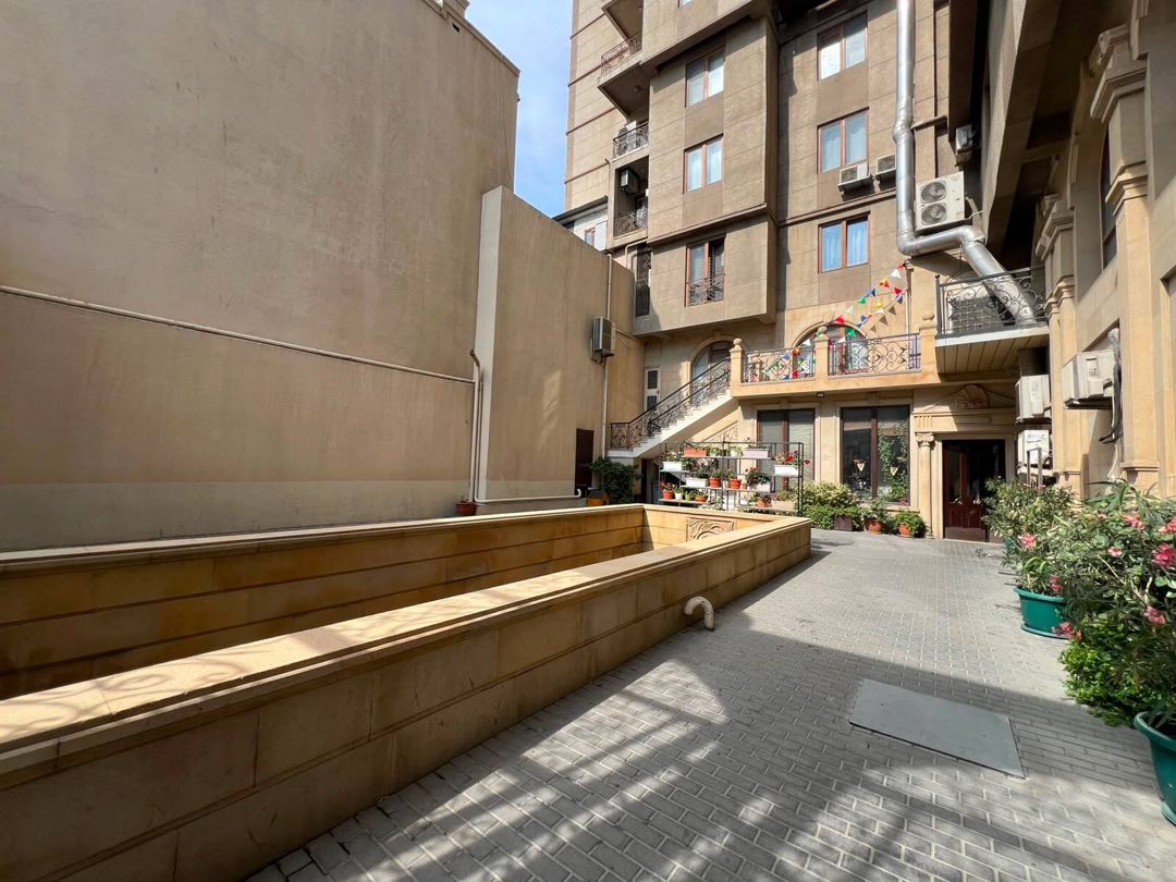 Satılır 3 otaqlı yeni tikili 195 m² — Mənzil, Bakı (3)