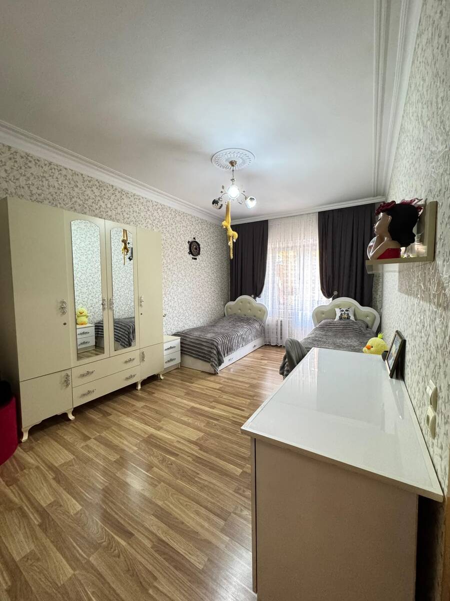 Satılır 4 otaqlı köhnə tikili 110 m² — Mənzil, Bakı (5)