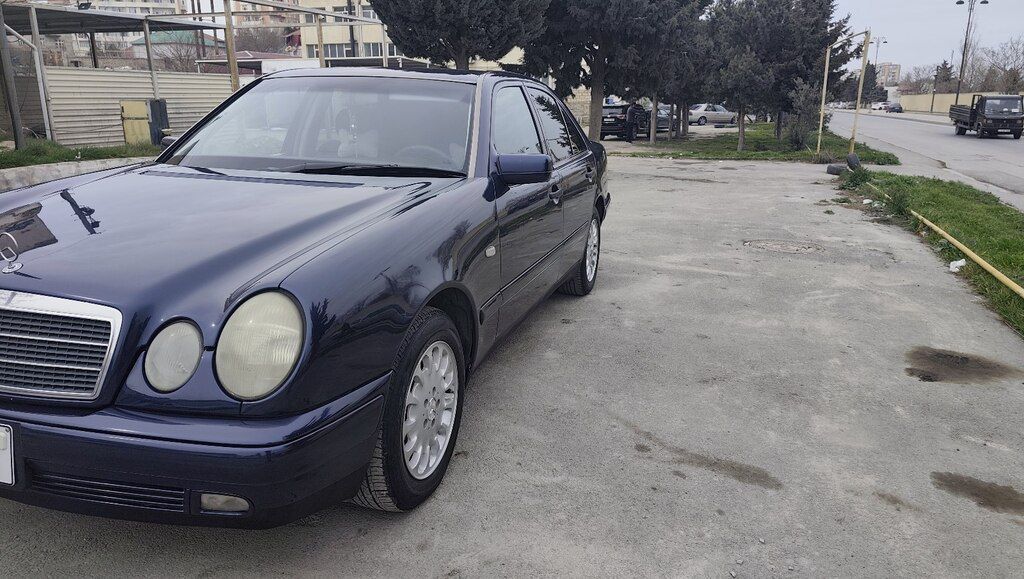 Mercedes E 240, 2.4 L, 1999 il, 292 000 km — Avtomobillər, Bakı (2)