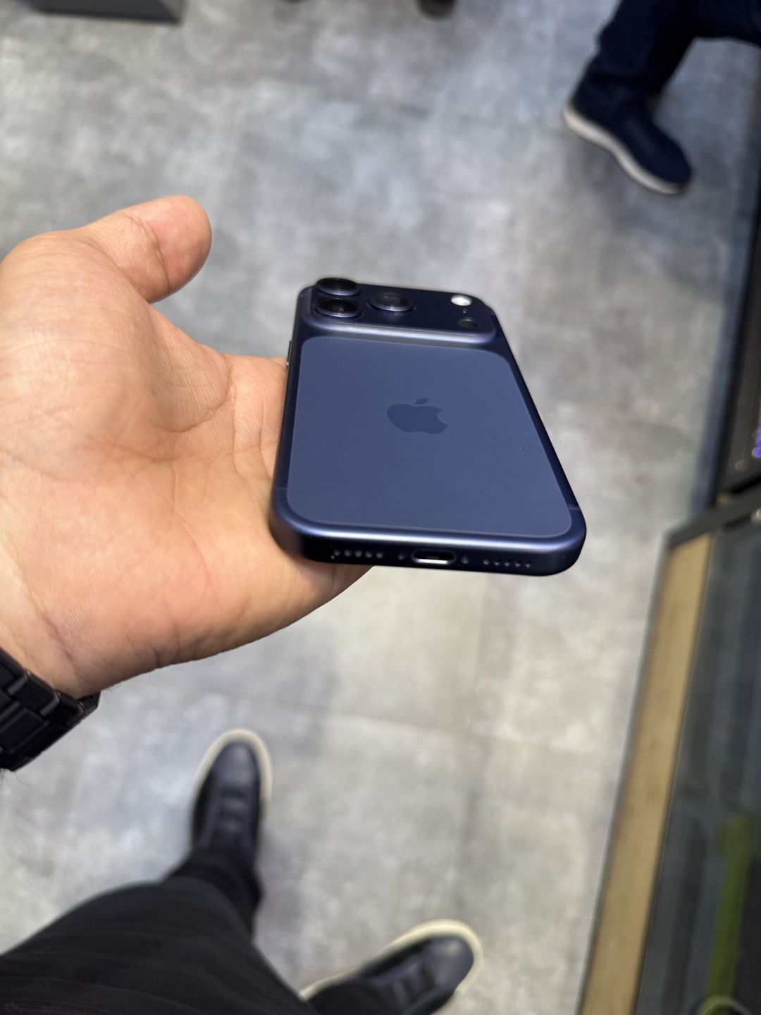 Apple iPhone 17 Pro Deep Blue 256GB/12GB — Smartfonlar, Bakı (6)