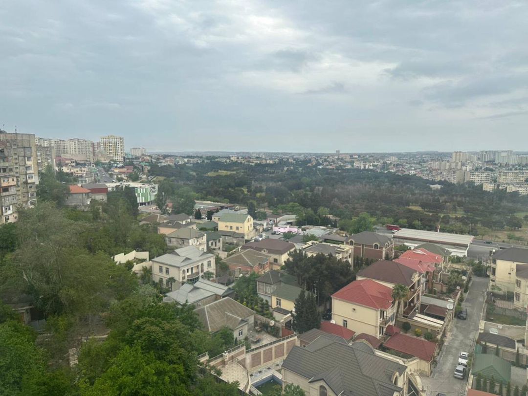 Satılır 4 otaqlı köhnə tikili 110 m² — Mənzil, Bakı (4)