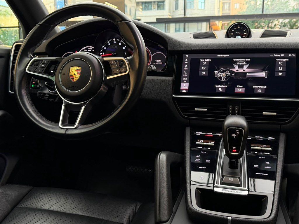 Porsche Cayenne, 3.0 L, 2018 il, 68 000 km — Avtomobillər, Bakı (12)