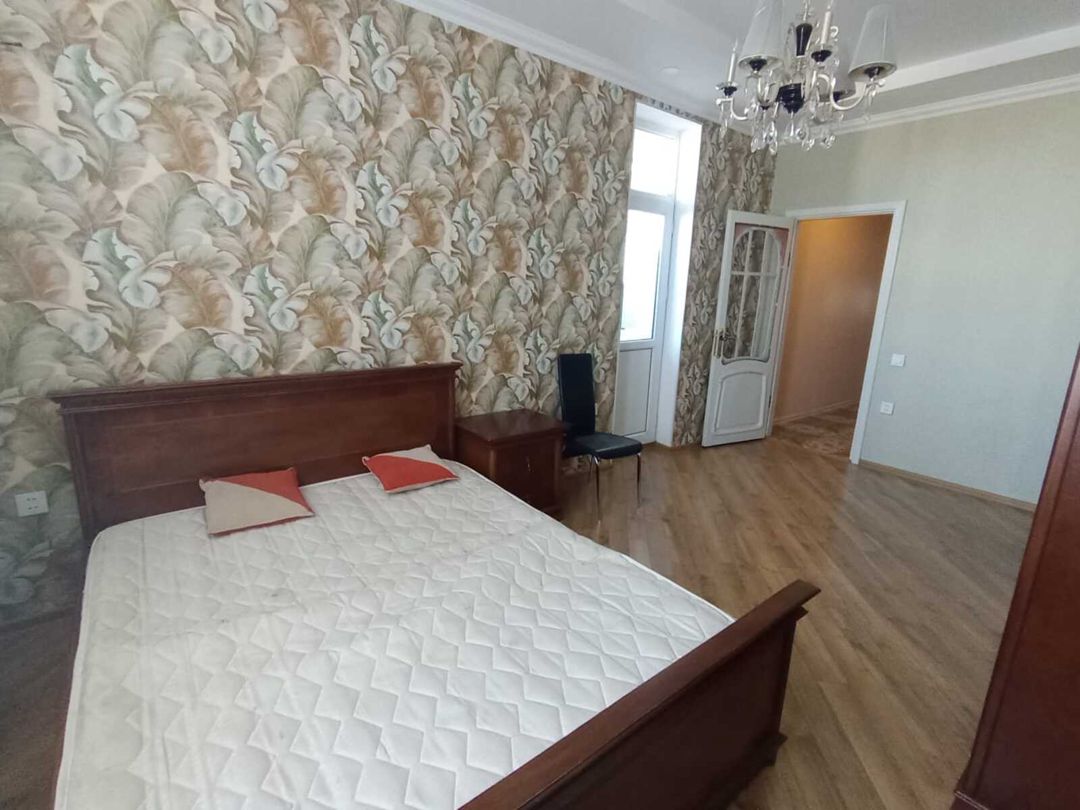 İcarəyə verilir 3 otaqlı yeni tikili 150 m² — Mənzil, Bakı (7)