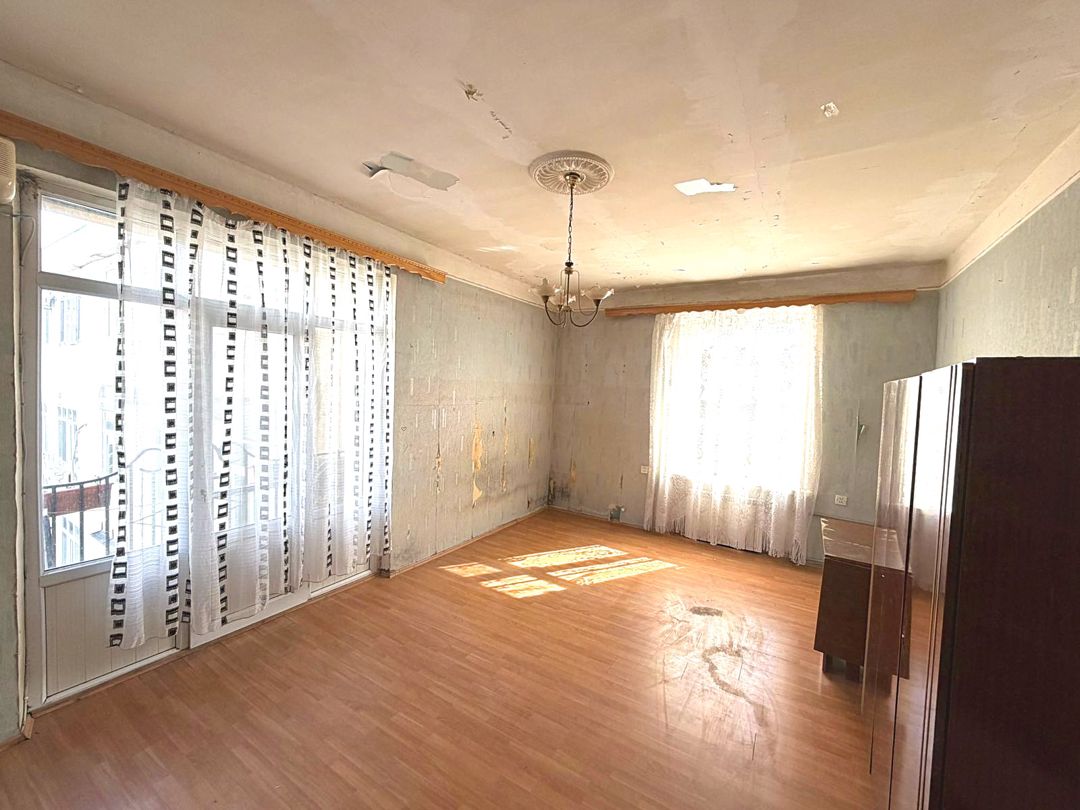 Satılır 1 otaqlı köhnə tikili 40 m² — Mənzil, Bakı (4)