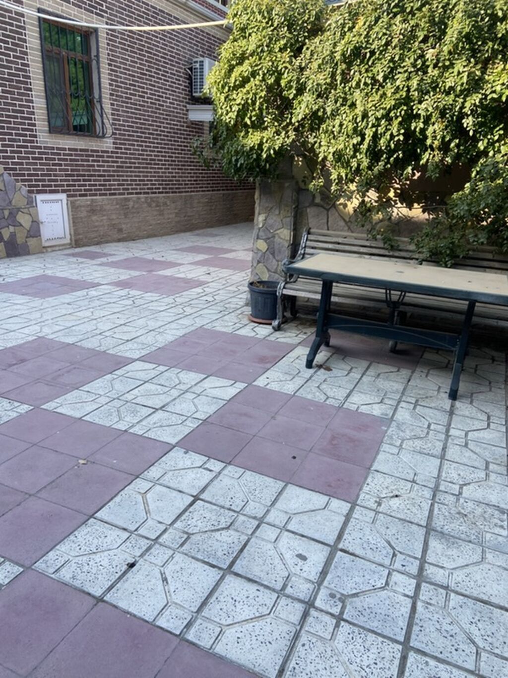 Zig Suraxani ray 317 sayili mektebin yaninda 4 otaqli heyet evi kiraye — Daşınmaz əmlak, Bakı