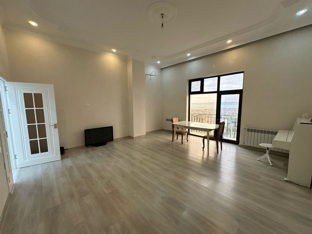 Satılır 3 otaqlı yeni tikili 140 m² — Mənzil, Bakı (6)