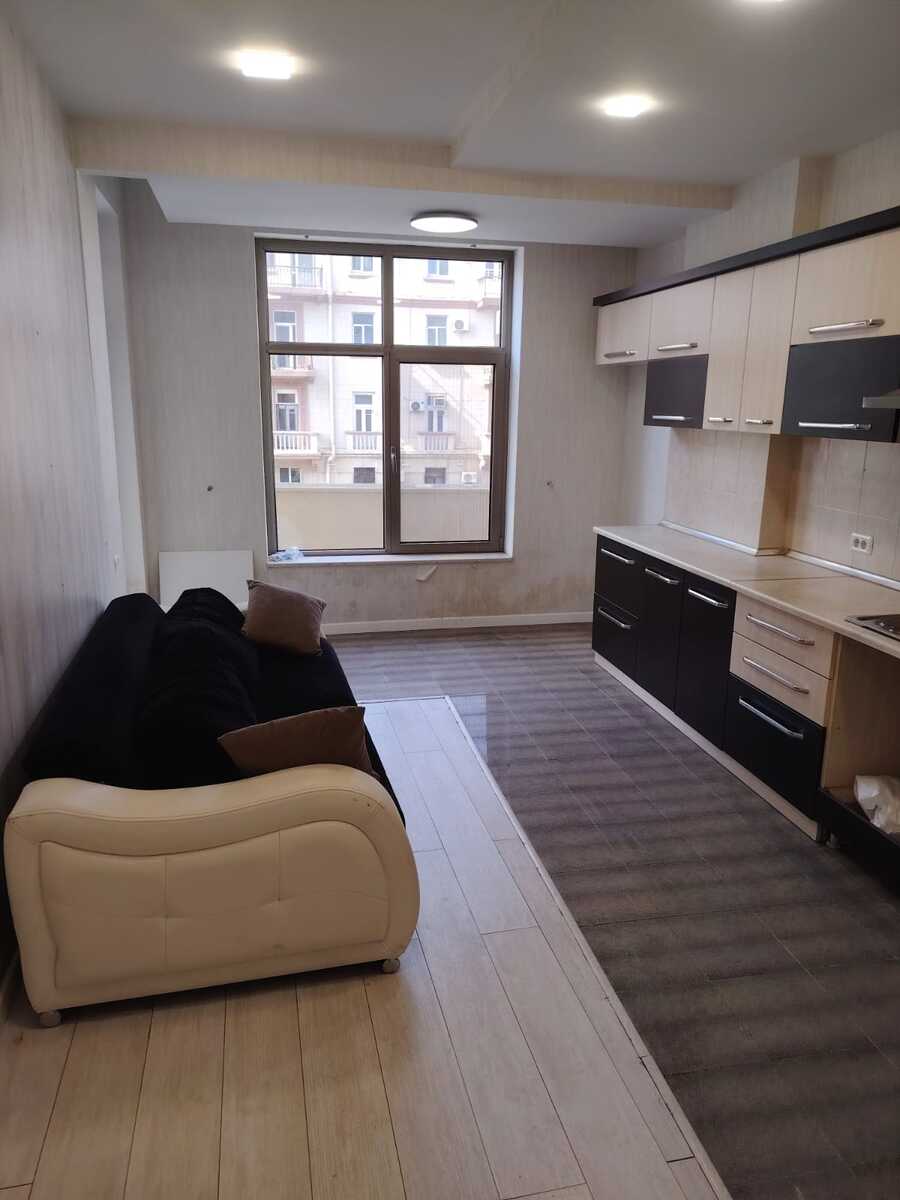 İcarəyə verilir 4 otaqlı ofis 214 m² — Ofis, Bakı (5)