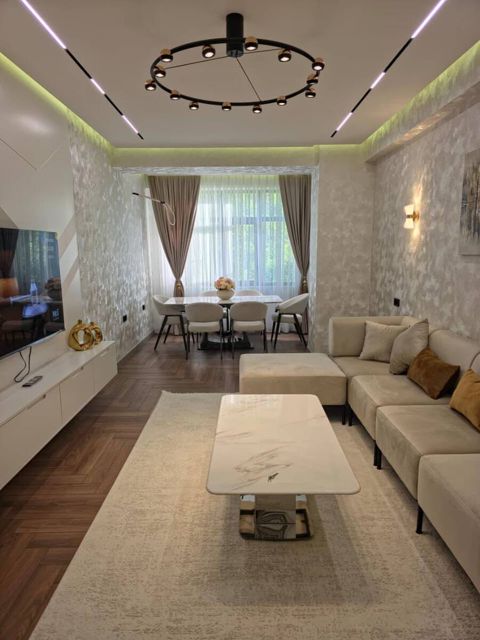 Satılır 4 otaqlı yeni tikili 145 m² — Bakı
