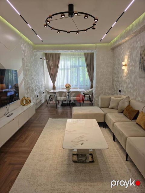 Satılır 4 otaqlı yeni tikili 145 m²