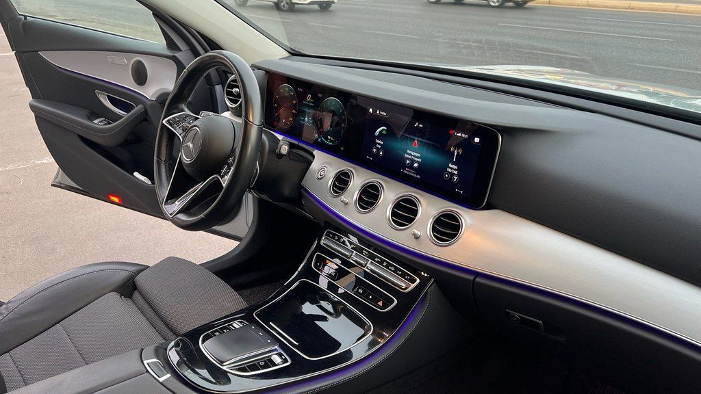 Mercedes E 300 e 4MATIC, 2.0 L, 13.5 kWh, 2022 il, 60 000 km — Avtomobillər, Bakı (10)