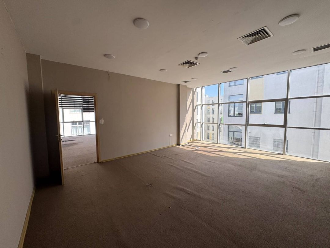 İcarəyə verilir 6 otaqlı ofis 310 m² — Ofis, Bakı (8)