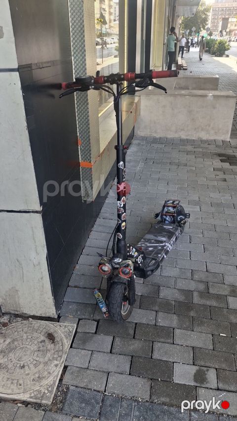 Elektrik skuter – güclü off-road tipli şəhər modeliskuter əla — Bakı