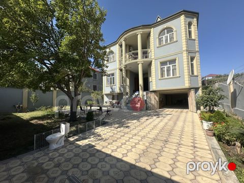 Satılır 5 otaqlı həyət evi/bağ evi 500 m²