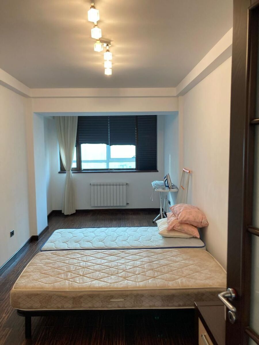 Satılır 3 otaqlı köhnə tikili 125 m² — Mənzil, Bakı (10)
