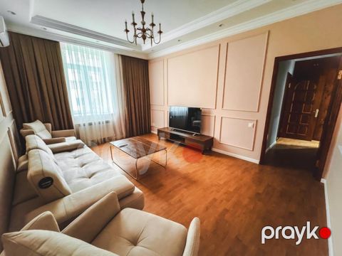İcarəyə verilir 2 otaqlı köhnə tikili 70 m²