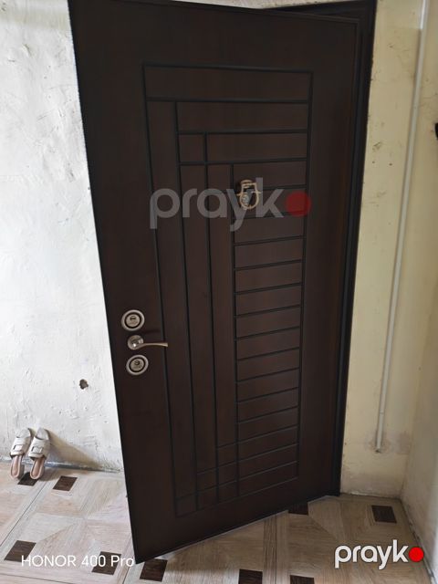 İcarəyə verilir 4 otaqlı köhnə tikili 80 m²