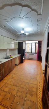 İcarəyə verilir 2 otaqlı köhnə tikili 65 m² — Babək Bəy — Mənzil