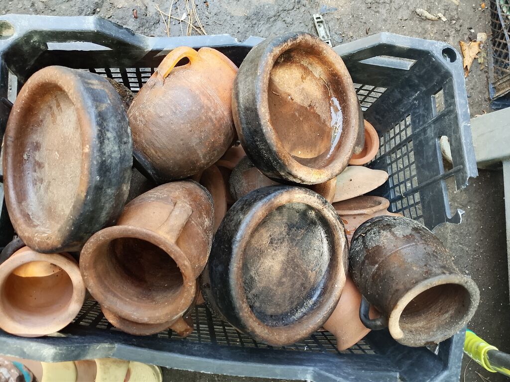 Gil qablar və saxsı küplər – müxtəlif ölçü və formalarda - Material — Qablar, Bakı (3)