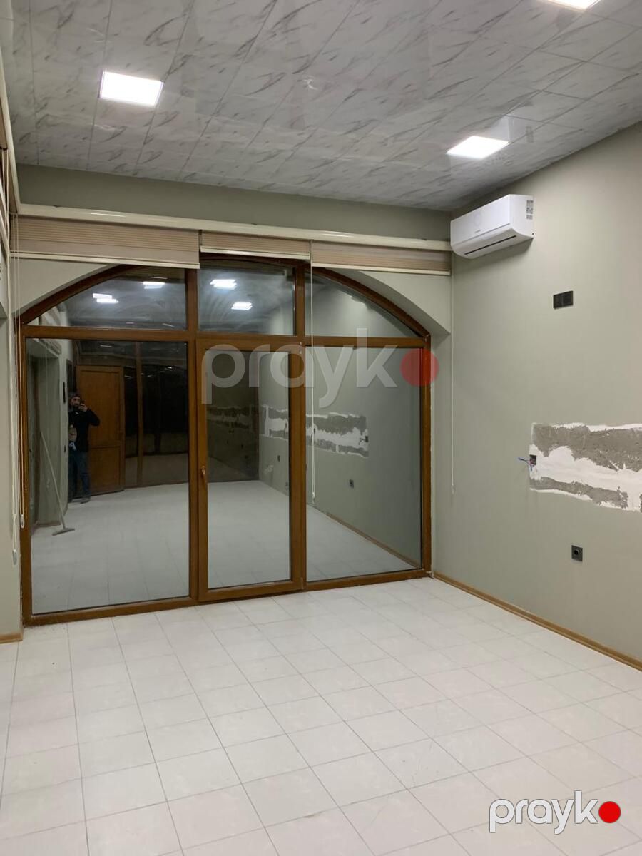 Satılır 6 otaqlı həyət evi/bağ evi 350 m² — Ev, villa, Bakı (7)