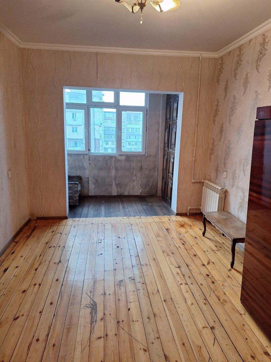 Satılır 2 otaqlı köhnə tikili 56 m² — Mənzil, Bakı (4)