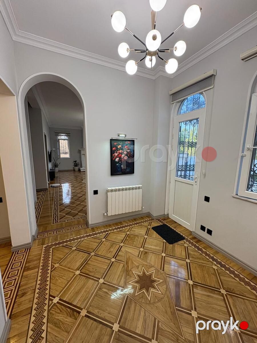 Satılır 6 otaqlı həyət evi/bağ evi 250 m² — Ev, villa, Bakı (8)