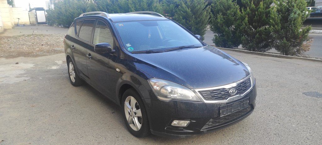 Kia Ceed SW, 1.4 L, 2009 il, 335 000 km — Avtomobillər, Bakı