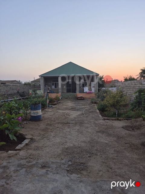 Həyət evi, Türkan qəs — Bakı