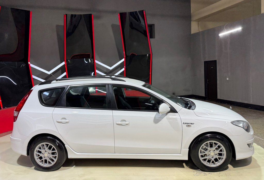 Hyundai i30, 1.4 L, 2011 il, 186 000 km — Avtomobillər, Sumqayıt (5)