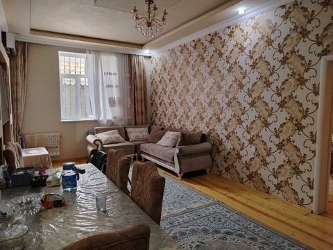 Satılır 4 otaqlı həyət evi/bağ evi 140 m² — Bakı