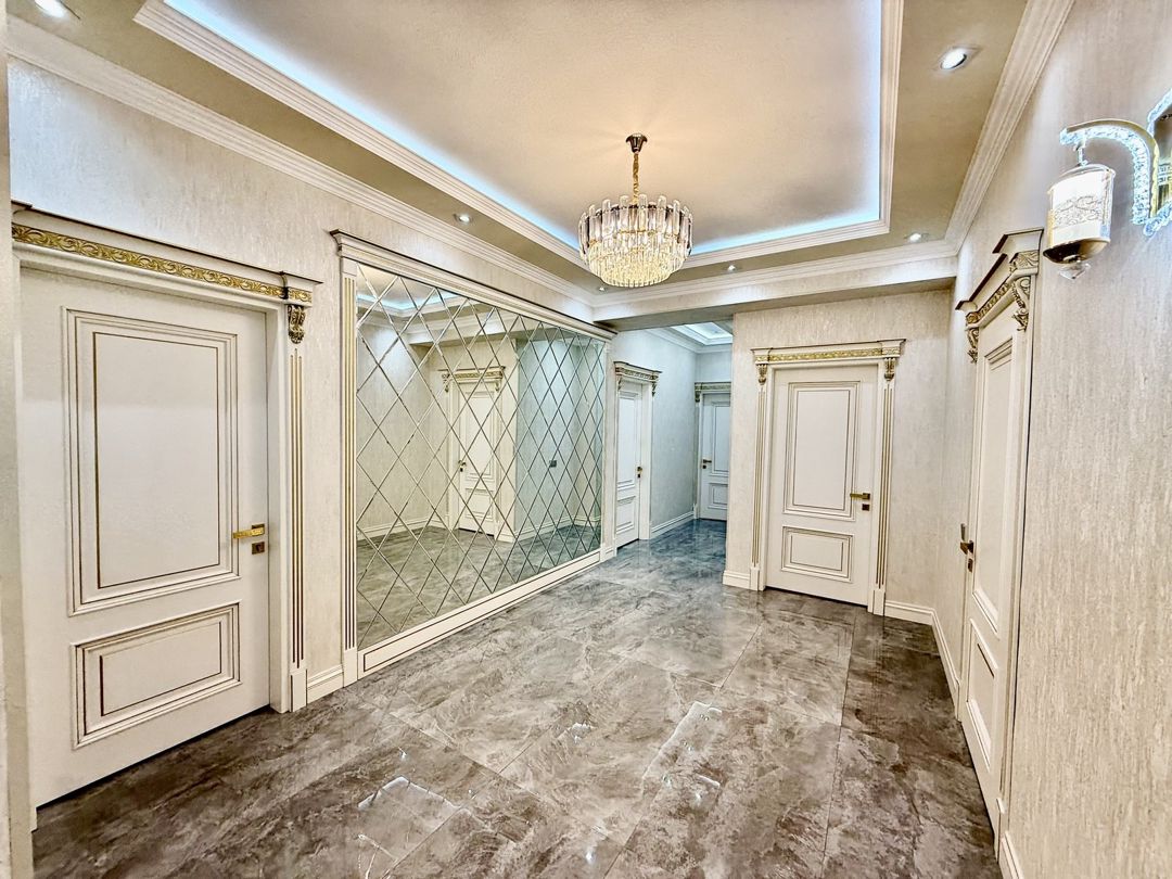Satılır 4 otaqlı yeni tikili 140 m² — Mənzil, Bakı (12)
