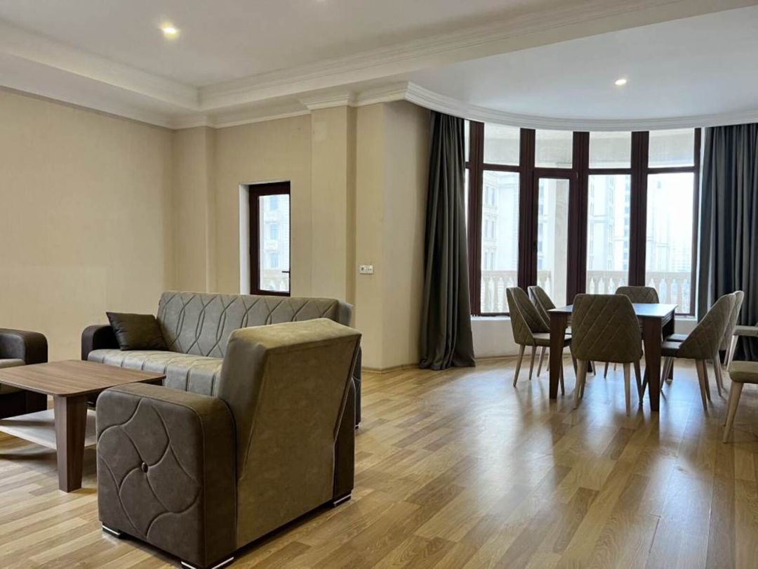 Satılır 4 otaqlı yeni tikili 175.9 m² — Mənzil, Bakı (10)