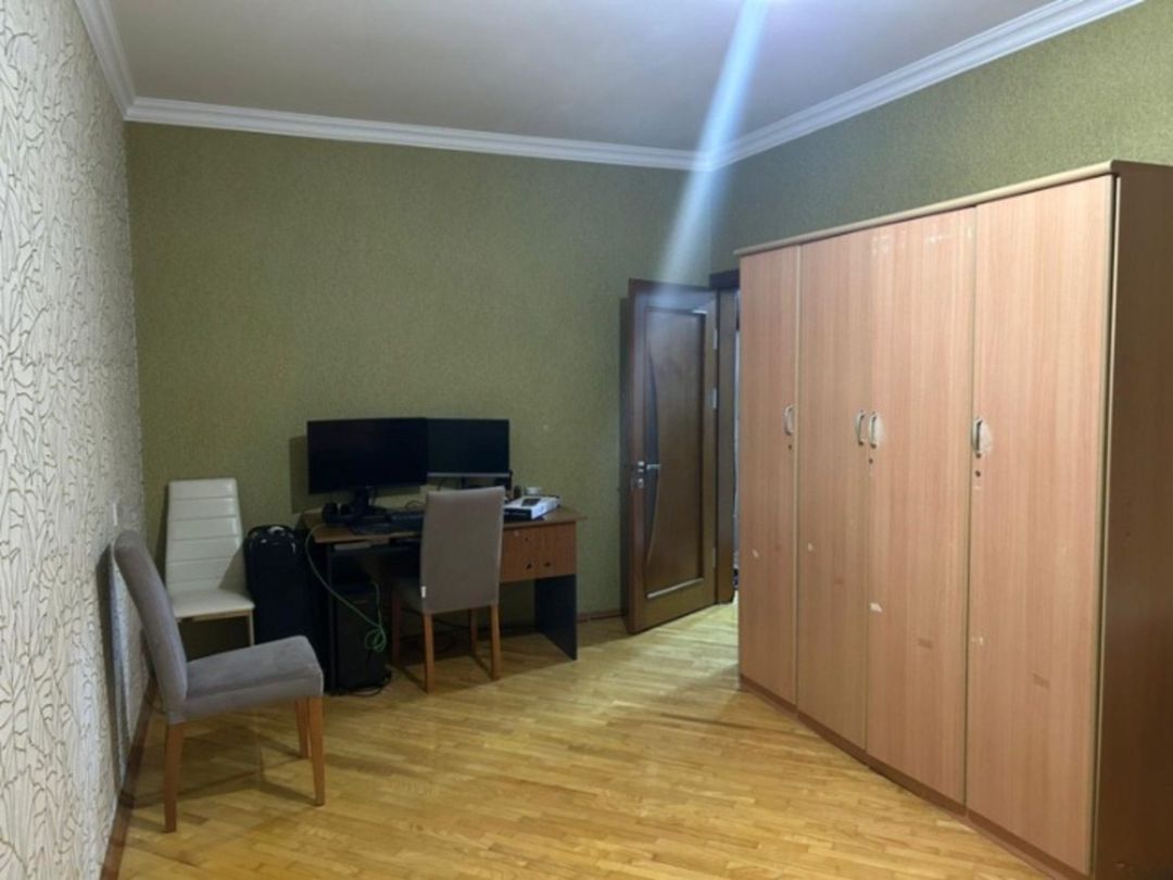 Satılır 4 otaqlı köhnə tikili 110 m² — Mənzil, Bakı (5)
