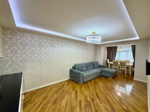 Satılır 3 otaqlı köhnə tikili 80 m² — Bakı