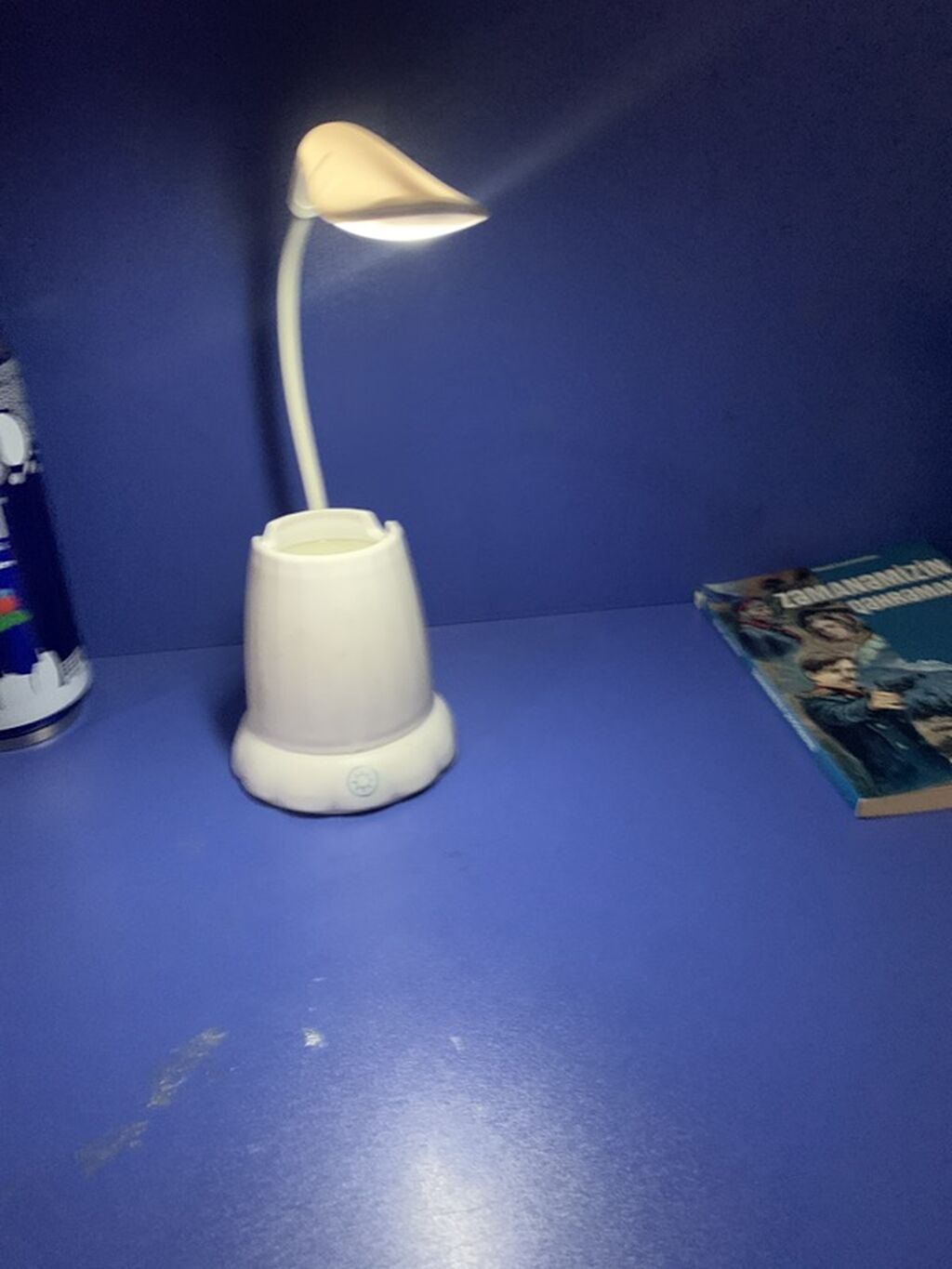 LED masa lampası – qamış formalı çevik boyunlu, ağ rəng — İşıqlandırma, Bakı (3)