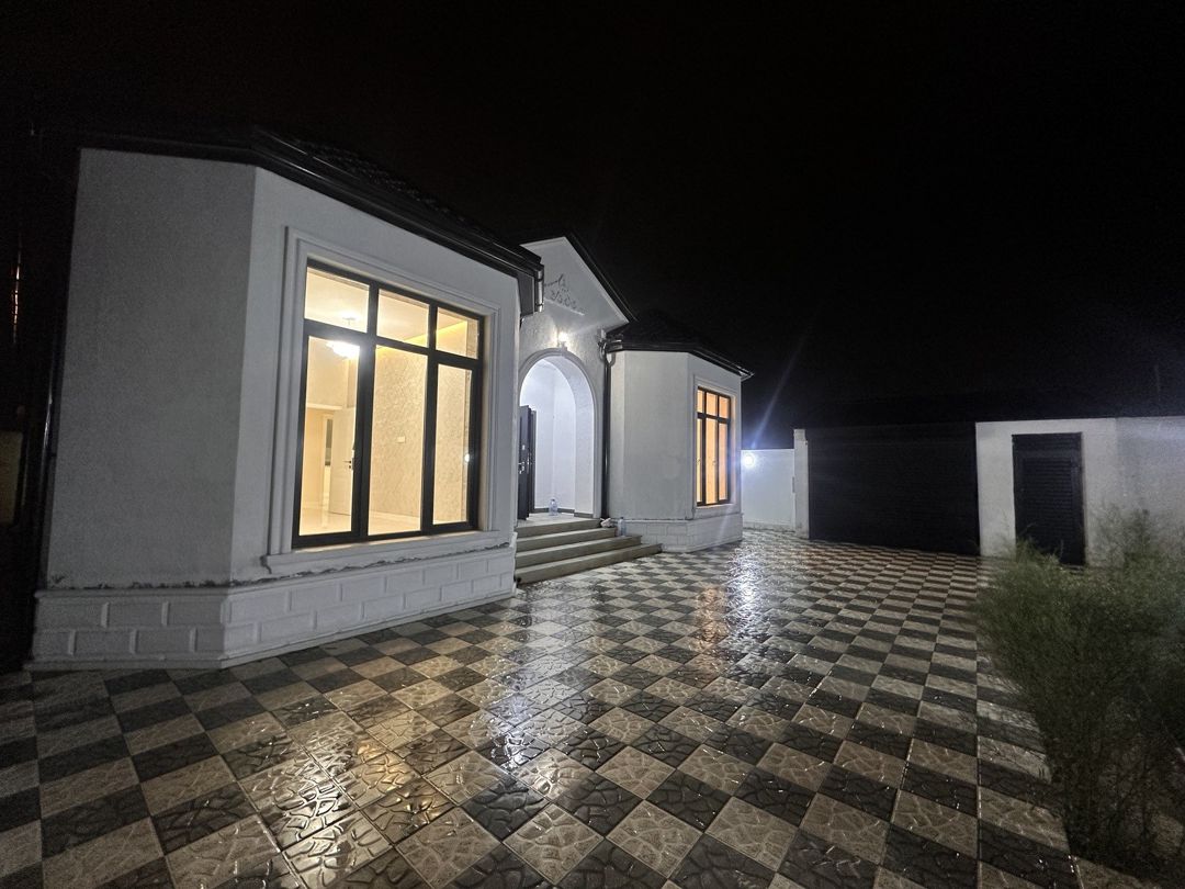 Satılır 4 otaqlı həyət evi/bağ evi 130 m² — Ev, villa, Bakı (2)