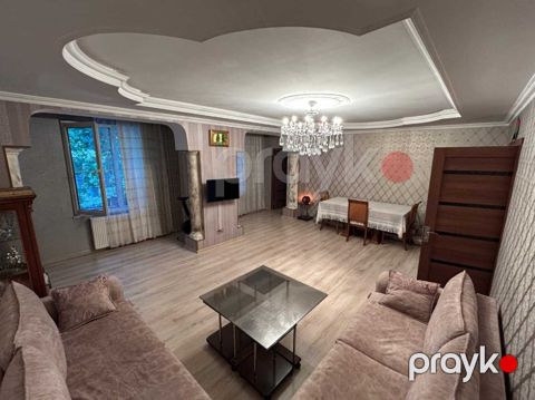 Satılır 4 otaqlı köhnə tikili 110 m²