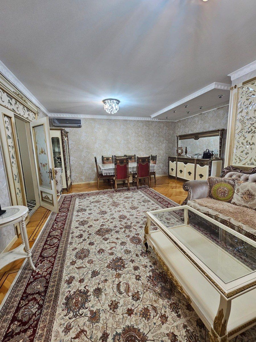 Satılır 4 otaqlı köhnə tikili 110 m² — Mənzil, Bakı (10)