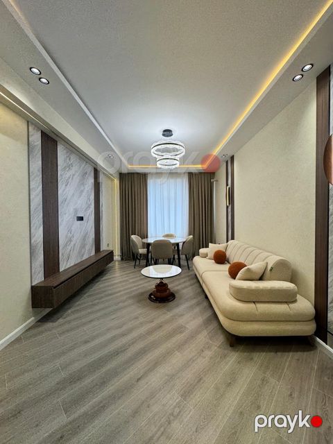 Satılır 3 otaqlı yeni tikili 80 m²