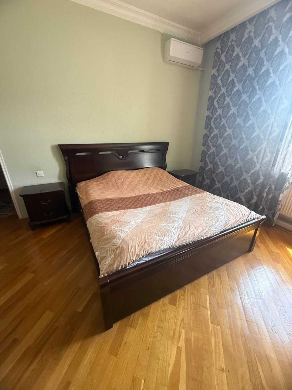 Yataq otağı dəsti Tərkib: - İki nəfərlik taxta çarpayı (qaranlıq qoz — Mebel, Bakı (4)