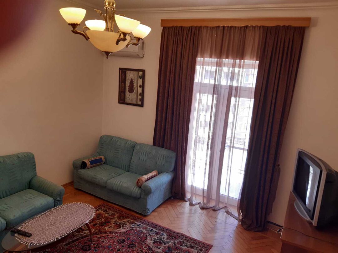 Satılır 4 otaqlı köhnə tikili 106 m² — Mənzil, Bakı (9)