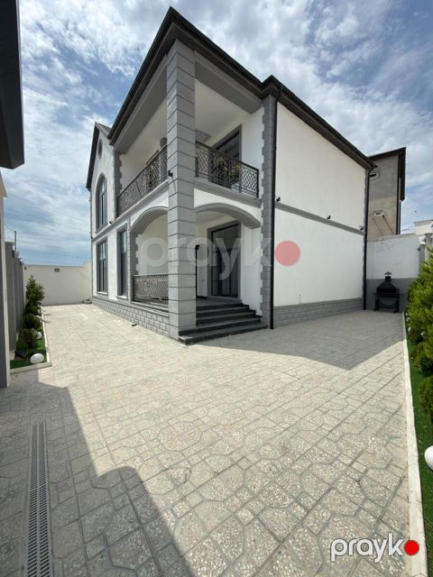 Satılır 5 otaqlı həyət evi/bağ evi 270 m²