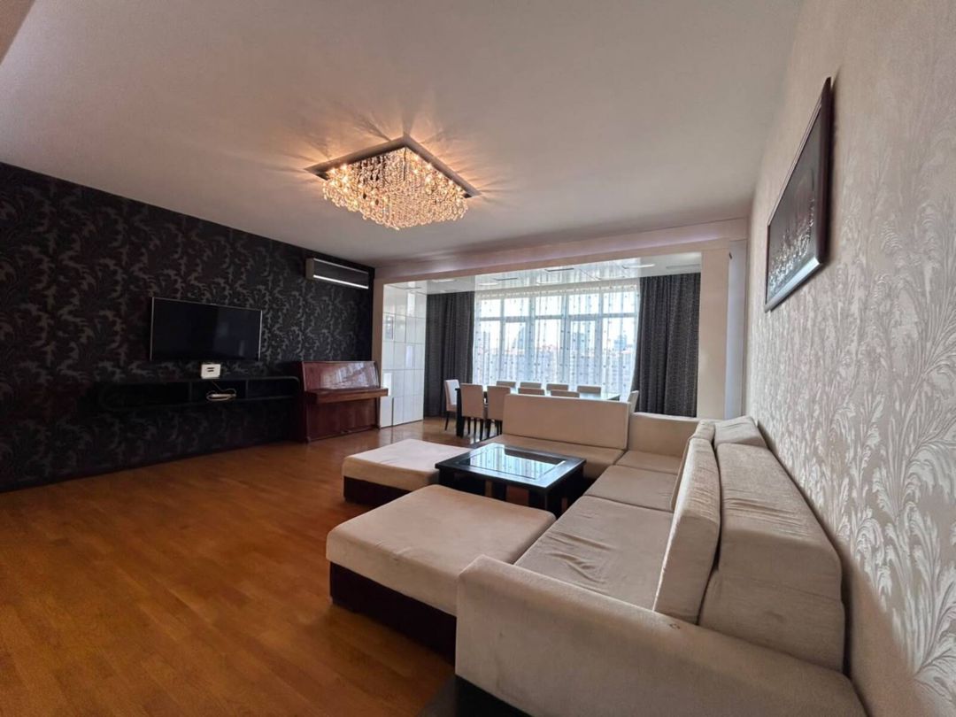 İcarəyə verilir 4 otaqlı yeni tikili 180 m² — Mənzil, Bakı (4)