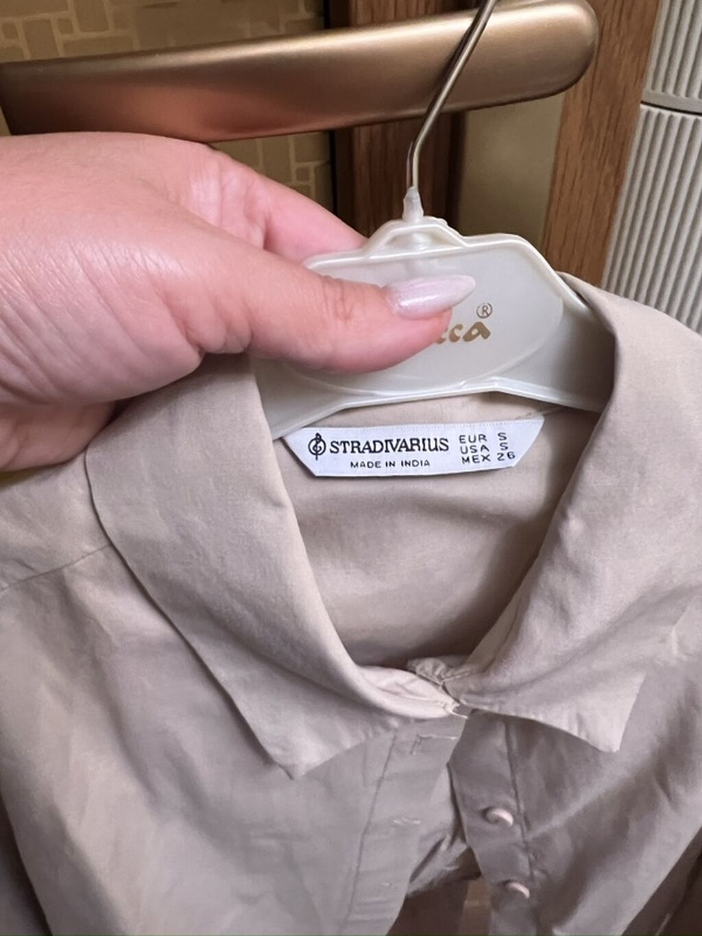 Stradivarius və Loewe üslubunda qadın köynəkləri - Modellər: Ağ satən — Şəxsi əşyalar, Digah (4)